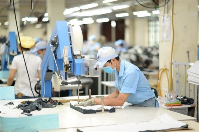 Việt Nam garment firms secure orders through Q1