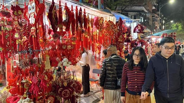 Tết spending pushes Việt Nams February CPI up 1.14 per cent