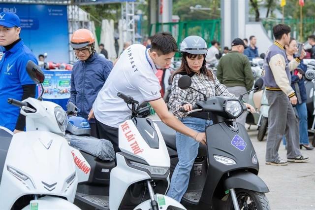 VinFast hits record with 93,000 EV motorbike deliveries in March