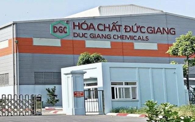 Đức Giang Chemicals targets global EV supply chain with lithium batteries