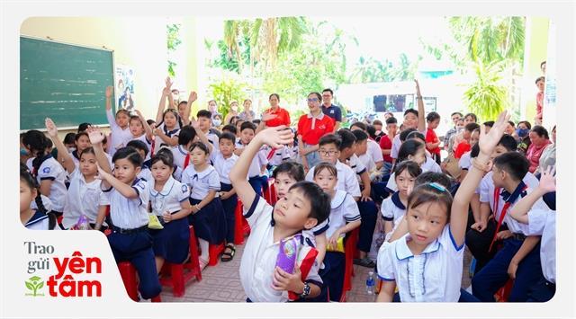 Prudential Vietnam expands Cha-Ching financial literacy programme to Đồng Tháp Province
