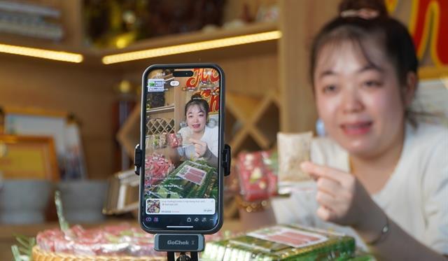 Ministry urges transparency as platforms raise seller fees