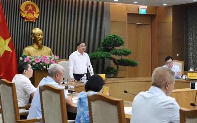 Deputy PM urges textile, footwear to accelerate digital and green transition