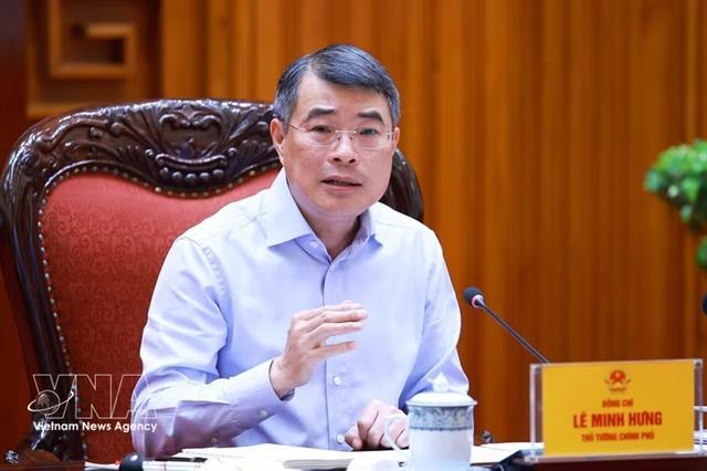 PM orders breakthrough mechanisms for VIFC in June