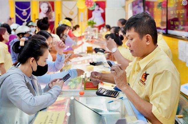 Tax on gold bar transfers not yet in force from July 1, ministry says