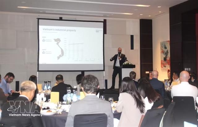 Việt Nam to become one of Asias leading high-value manufacturing hubs: seminar