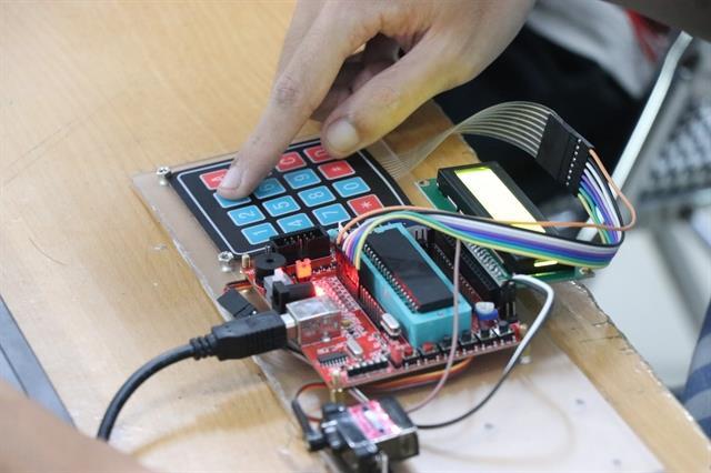 Beyond textbooks: rethinking how Việt Nam trains tech talent