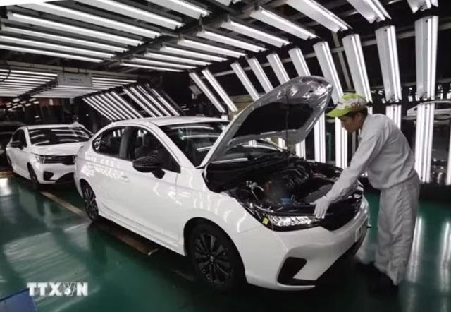Total sales reported by VAMA members in the seven-month period stood at 221,540 vehicles, up 14 per cent year-on-year.
