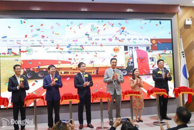 Việt Nam exports first shipment of processed chicken to South Korea
