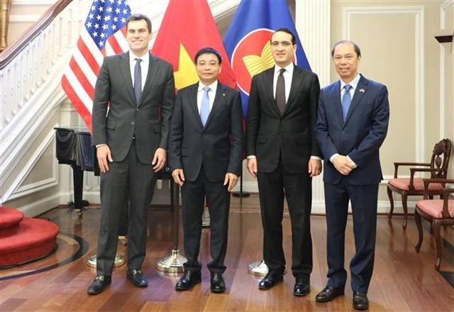 Deputy PM meets with senior US officials
