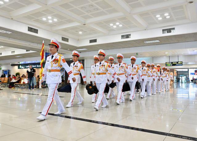National Day melodies fill the skies aboard Vietnam Airlines flight