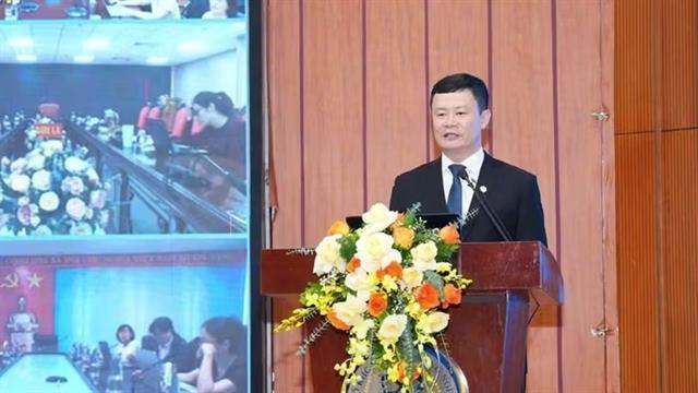 Administrative procedures in science and technology cut
