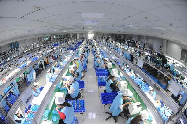 Việt Nams electronics industry faces demands from greening global supply chains