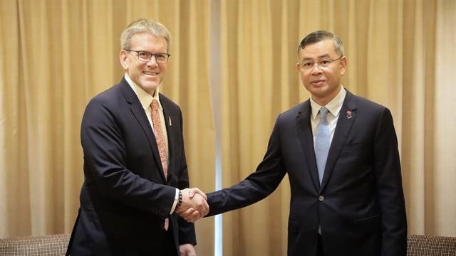 Việt Nam, US step up investment, financial cooperation