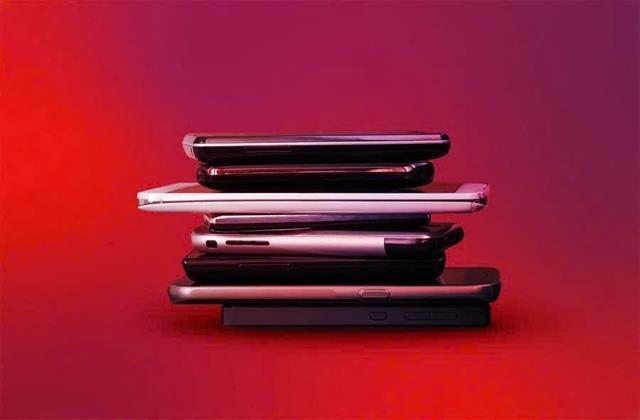 Safety questioned as Vietnamese store sensitive data on smartphones