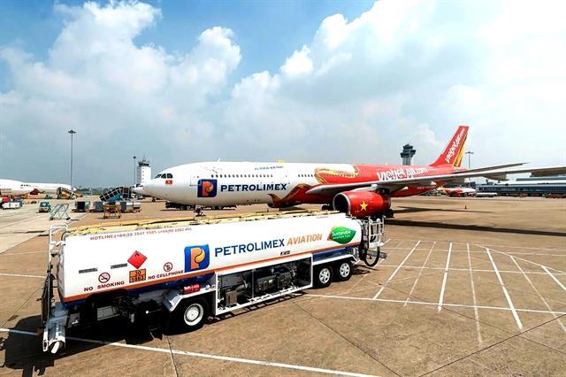 Việt Nam studies ways to broaden use of sustainable aviation fuel