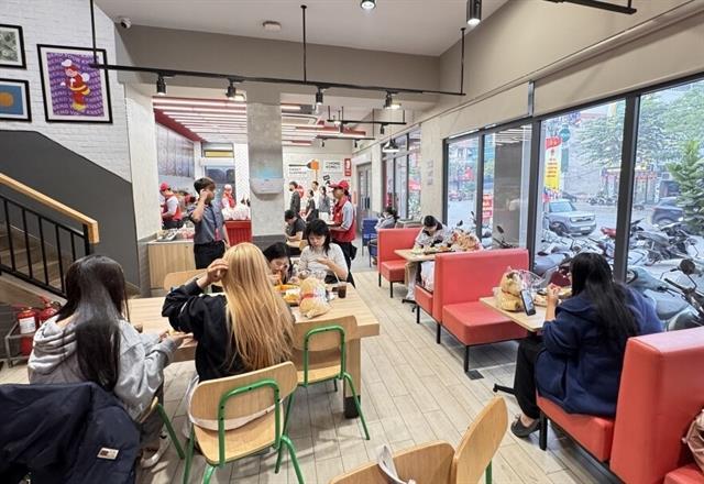 Việt Nams FB market recovers amid intensifying competition