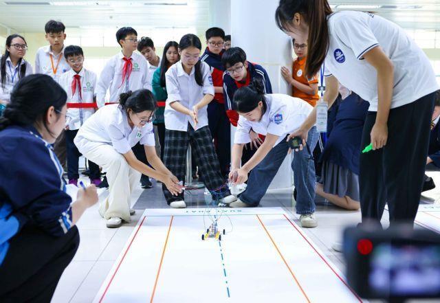 More students choose STEM as Việt Nam ramps up efforts to build a skilled workforce