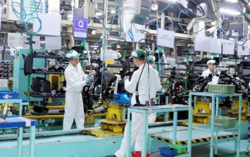Manufacturing growth slows slightly in September