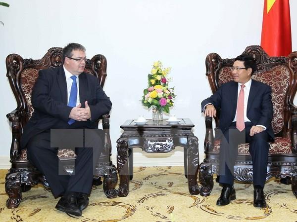 Framework agreement deemed landmark in Viet Nam-Hungary ties