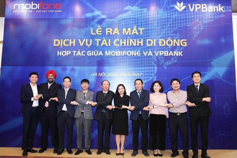 VPBank and MobiFone introduce mobile financial products