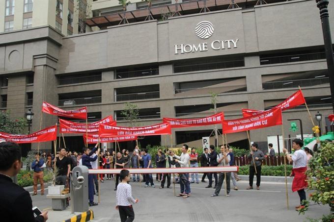 HN, HCMC asked to report apartment disputes