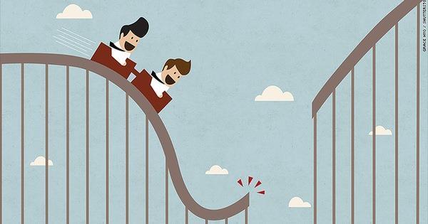 VN stocks end winning streak on profit-taking