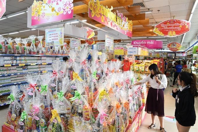 Market for Tết gift hampers booms in HCM City