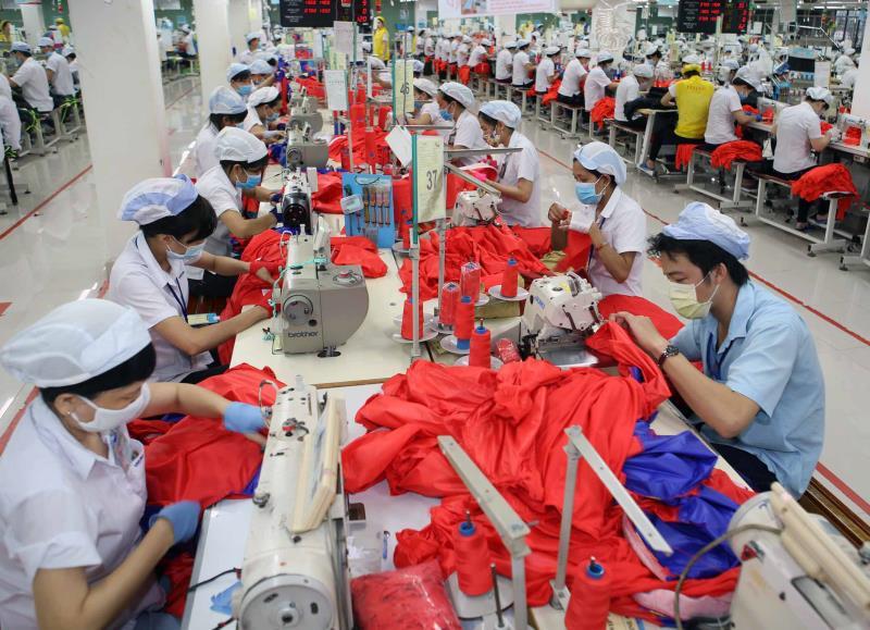 Garment sector eyes 34b exports
