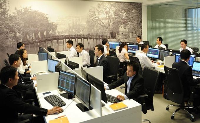 A group of related foreign investors sell shares of VnDirect