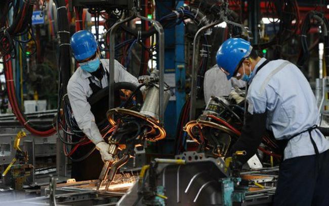 Viet Nams PMI bounces back in October