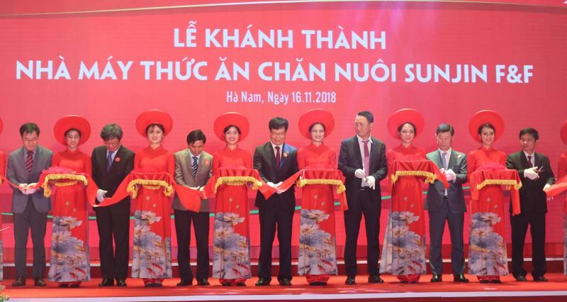 Ha Nam gets new animal feed plant