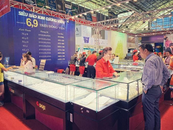 International jewellery fair opens in HCM City