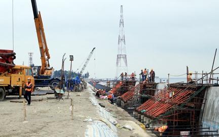 Hai Phong slashes investment paperwork