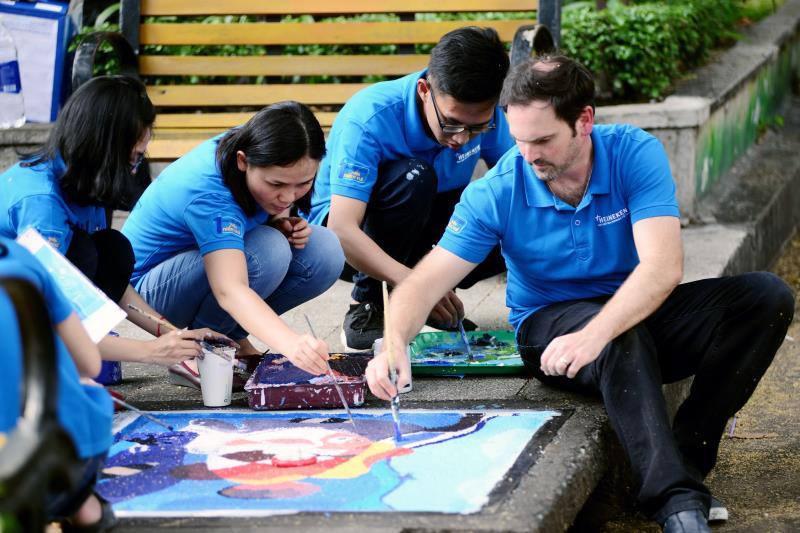 100 manhole covers in HCM City to be beautified with painting