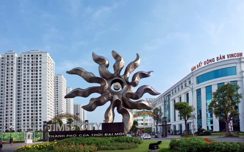 Stocks hit new low as property shares tumble