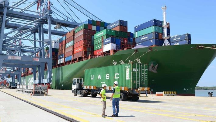 Import-exports surpass 200b in H1