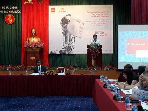 Accounting active in applying new tech