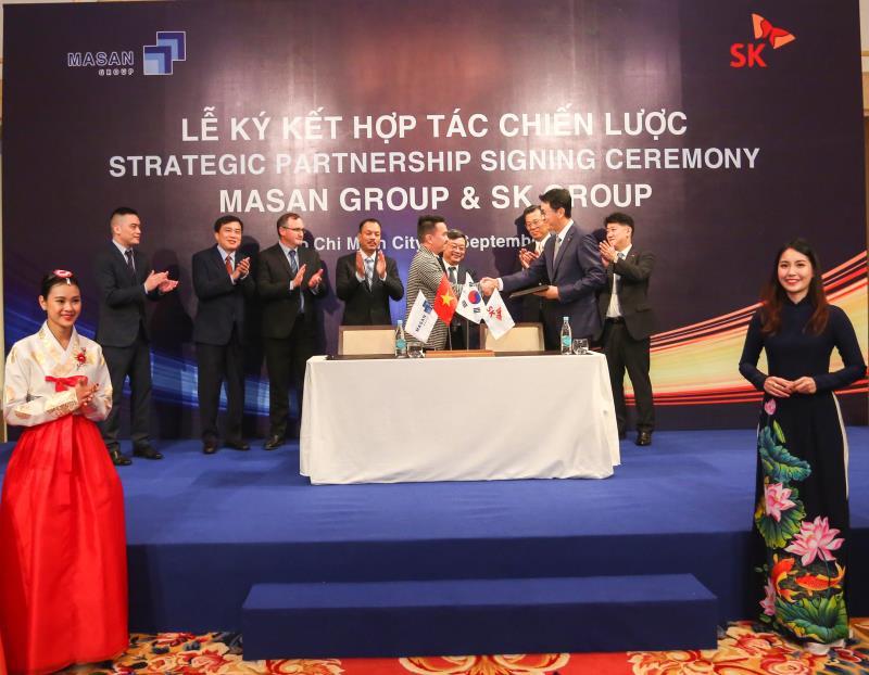 Koreas SK to buy 9.5 per cent of Masan Group for 470m