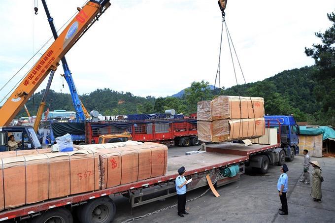 PM asks Lang Son to develop trade, tourism