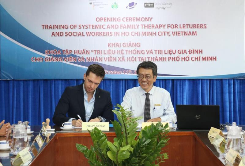 University co-operates with German NGO on social worker project