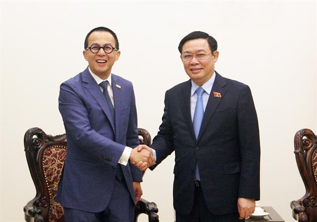 FWD Insurance expected to invest in start-up projects in Viet Nam