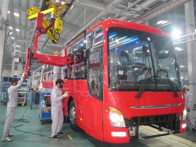 Local automobile manufacturers ask for more support