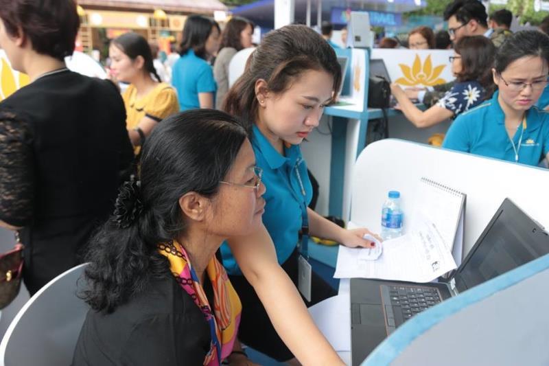 Vietnam Airlines and Jetstar Pacific offer discounts at Travel Mart 2019