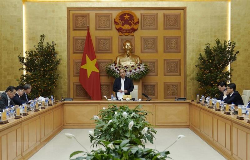 Experts discuss socio-economic development strategies