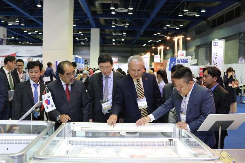 VN seafood products on show