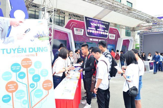 Viettel plans to hire some 500 IT engineers per year