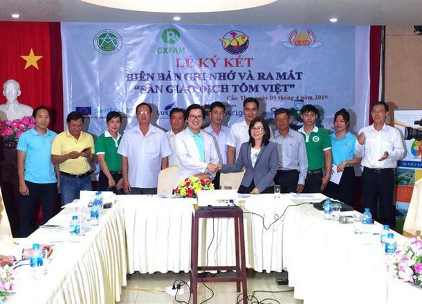 Online shrimp trading begins