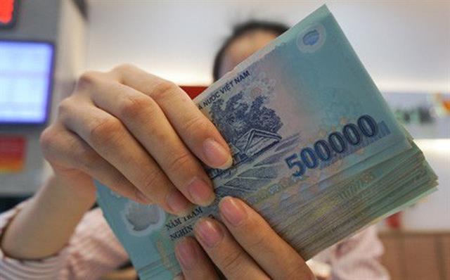 Banks raise certificates of deposit rates to more than 10%