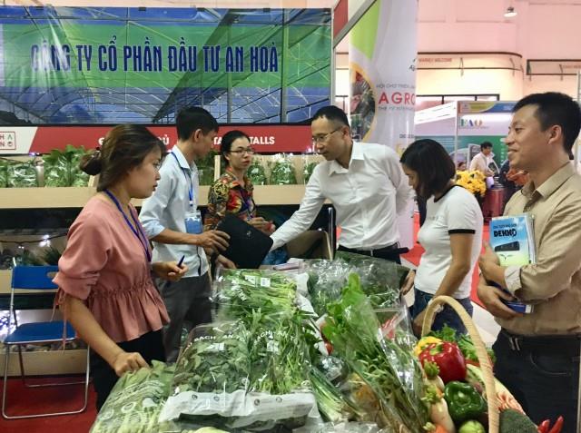 Ha Noi hosts intl agriculture trade fair
